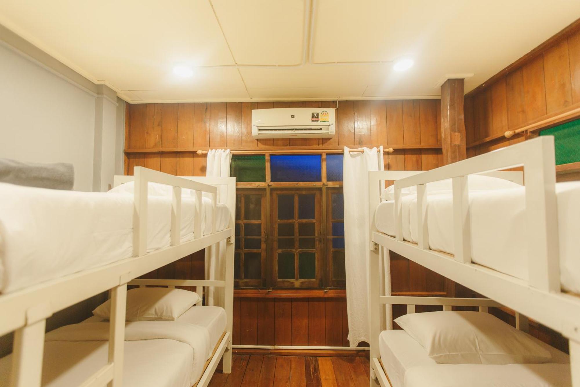 Agga Cnx Hostel Chiang Mai Zewnętrze zdjęcie