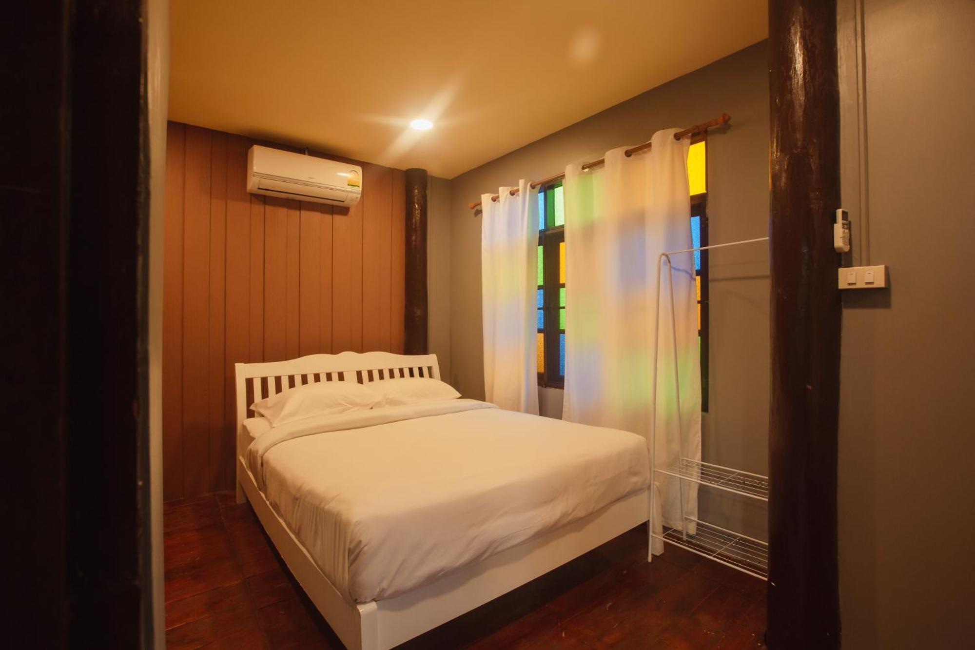 Agga Cnx Hostel Chiang Mai Zewnętrze zdjęcie