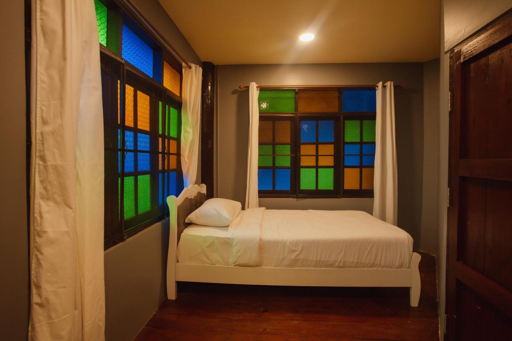 Agga Cnx Hostel Chiang Mai Zewnętrze zdjęcie