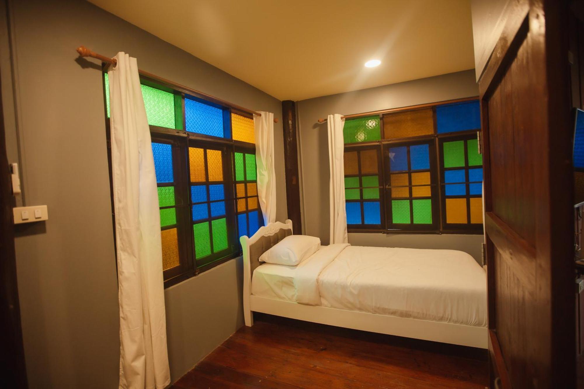 Agga Cnx Hostel Chiang Mai Zewnętrze zdjęcie