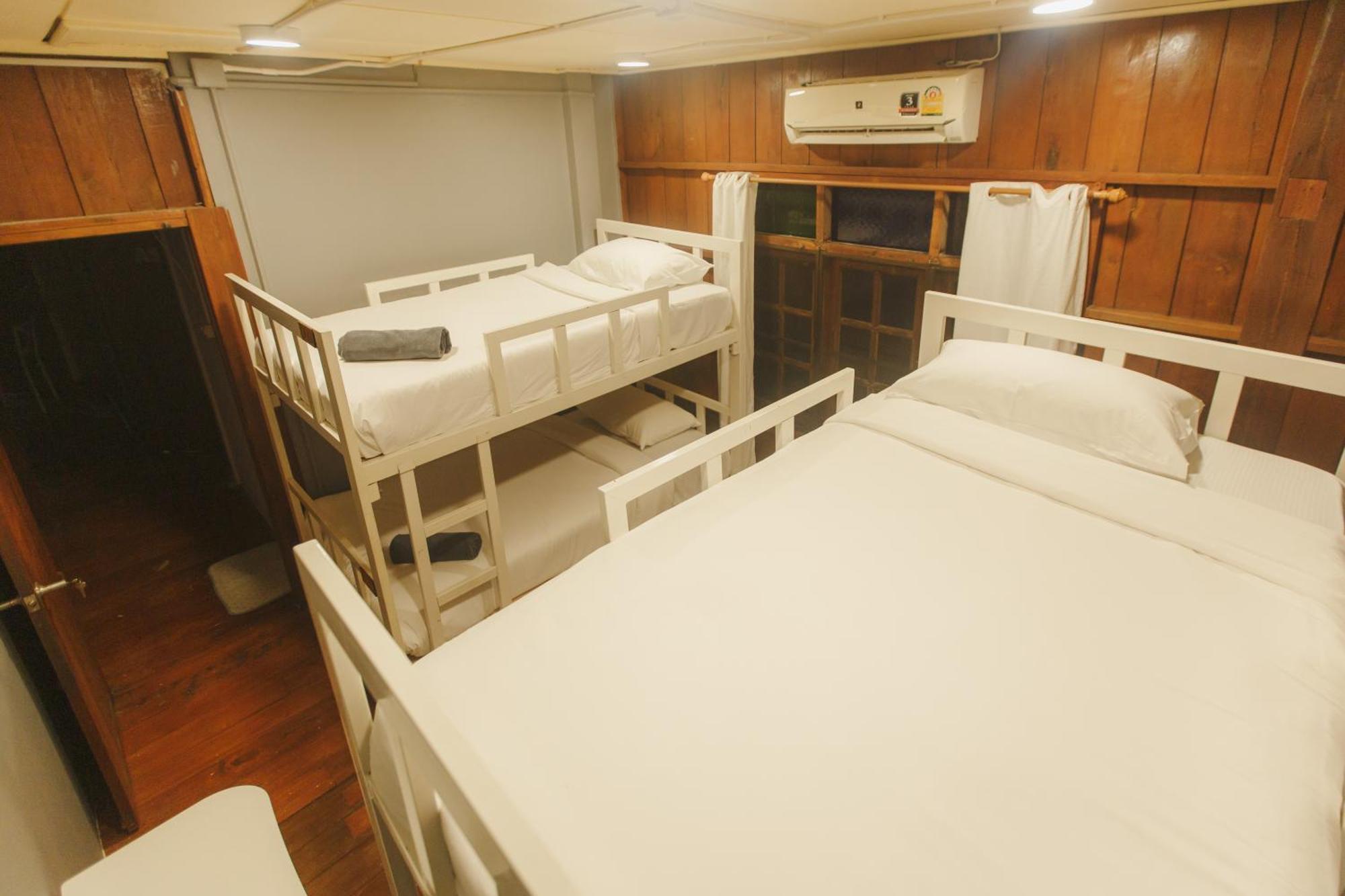 Agga Cnx Hostel Chiang Mai Zewnętrze zdjęcie