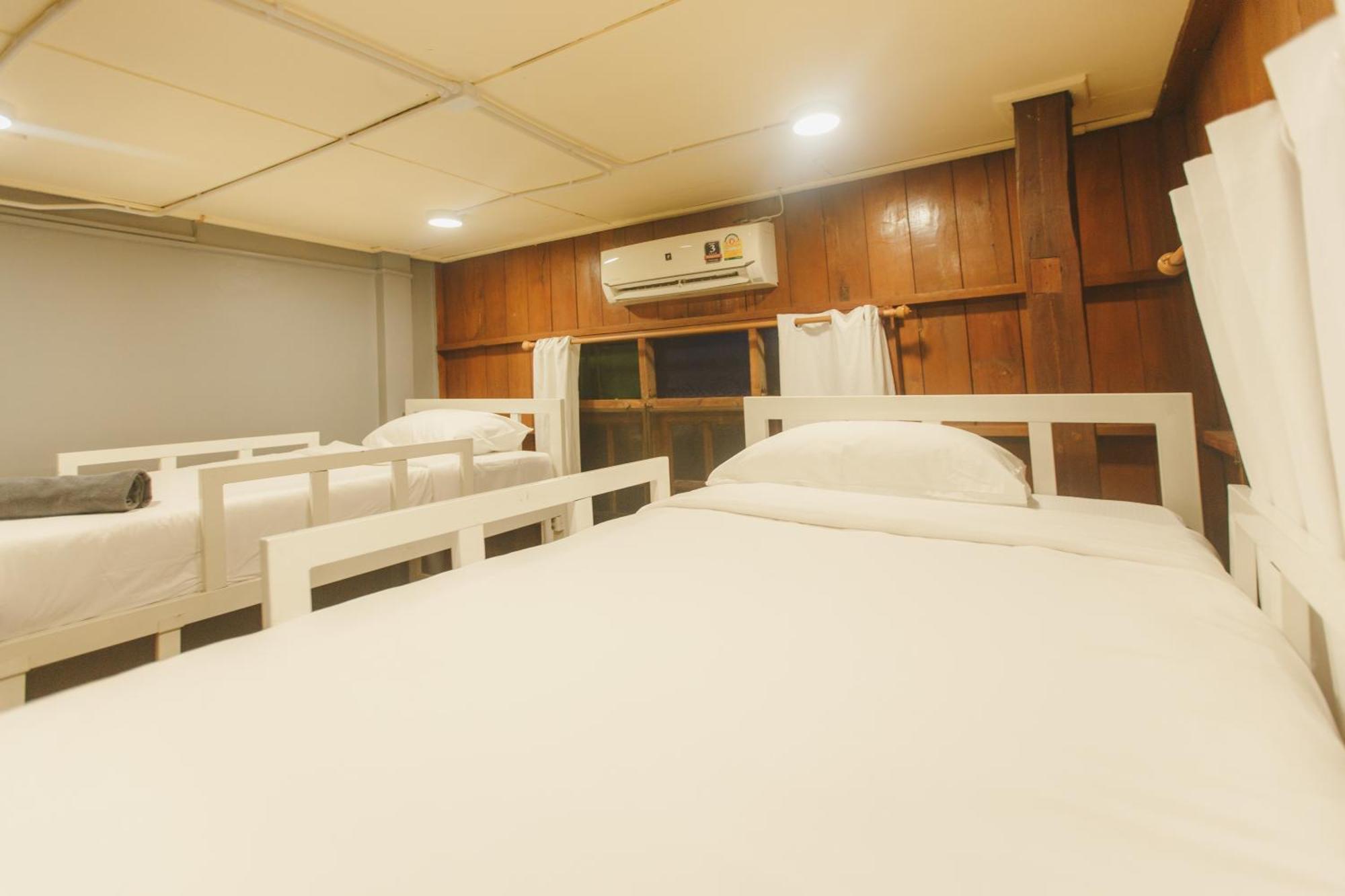 Agga Cnx Hostel Chiang Mai Zewnętrze zdjęcie