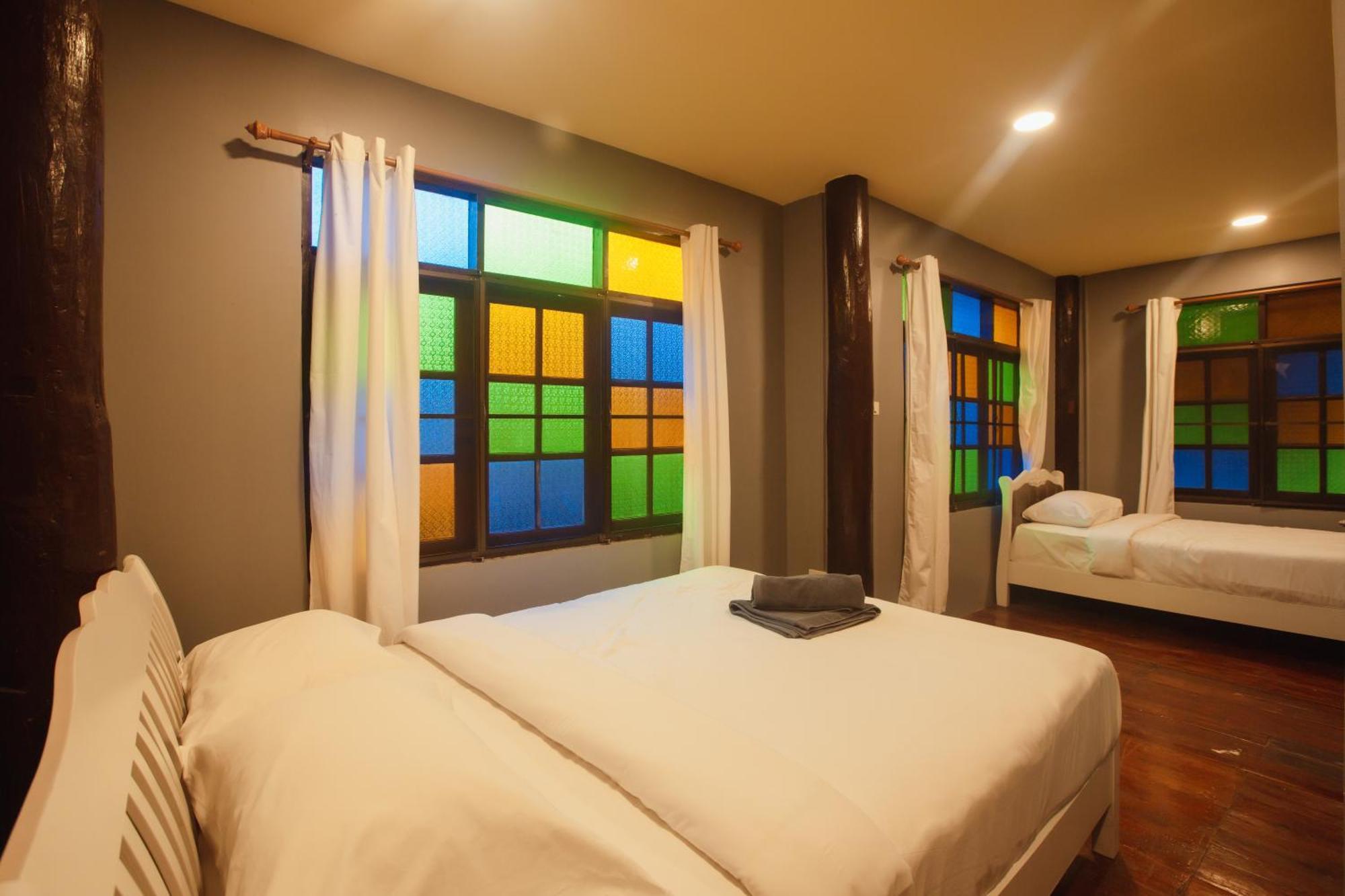 Agga Cnx Hostel Chiang Mai Zewnętrze zdjęcie