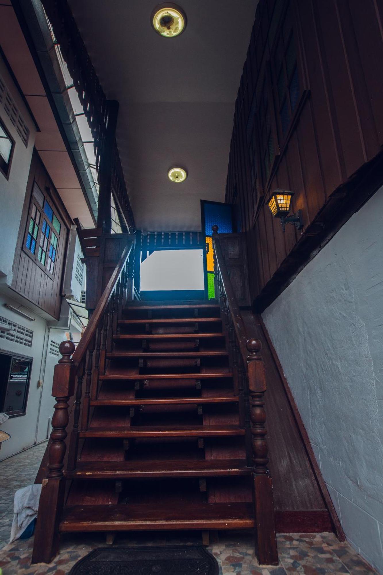 Agga Cnx Hostel Chiang Mai Zewnętrze zdjęcie