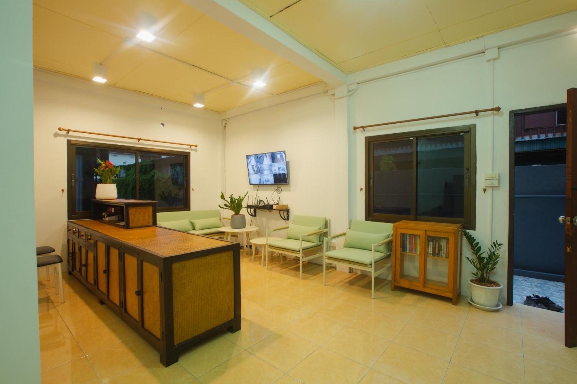 Agga Cnx Hostel Chiang Mai Zewnętrze zdjęcie
